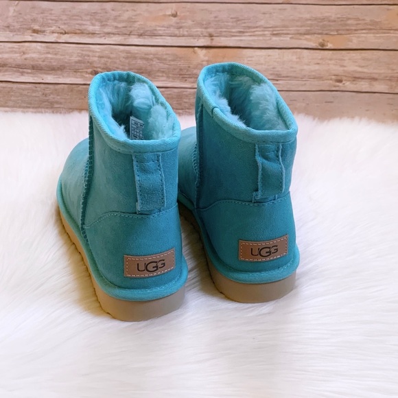 UGG Classic Mini II Boots In Clear Water - Picture 4 of 8